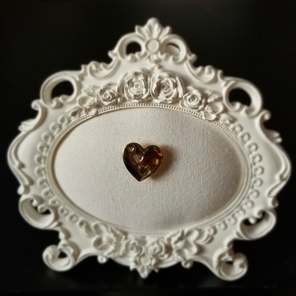 [THE VARIETY CLUB] Triple Heart Brooch - Picture 1 of 7
